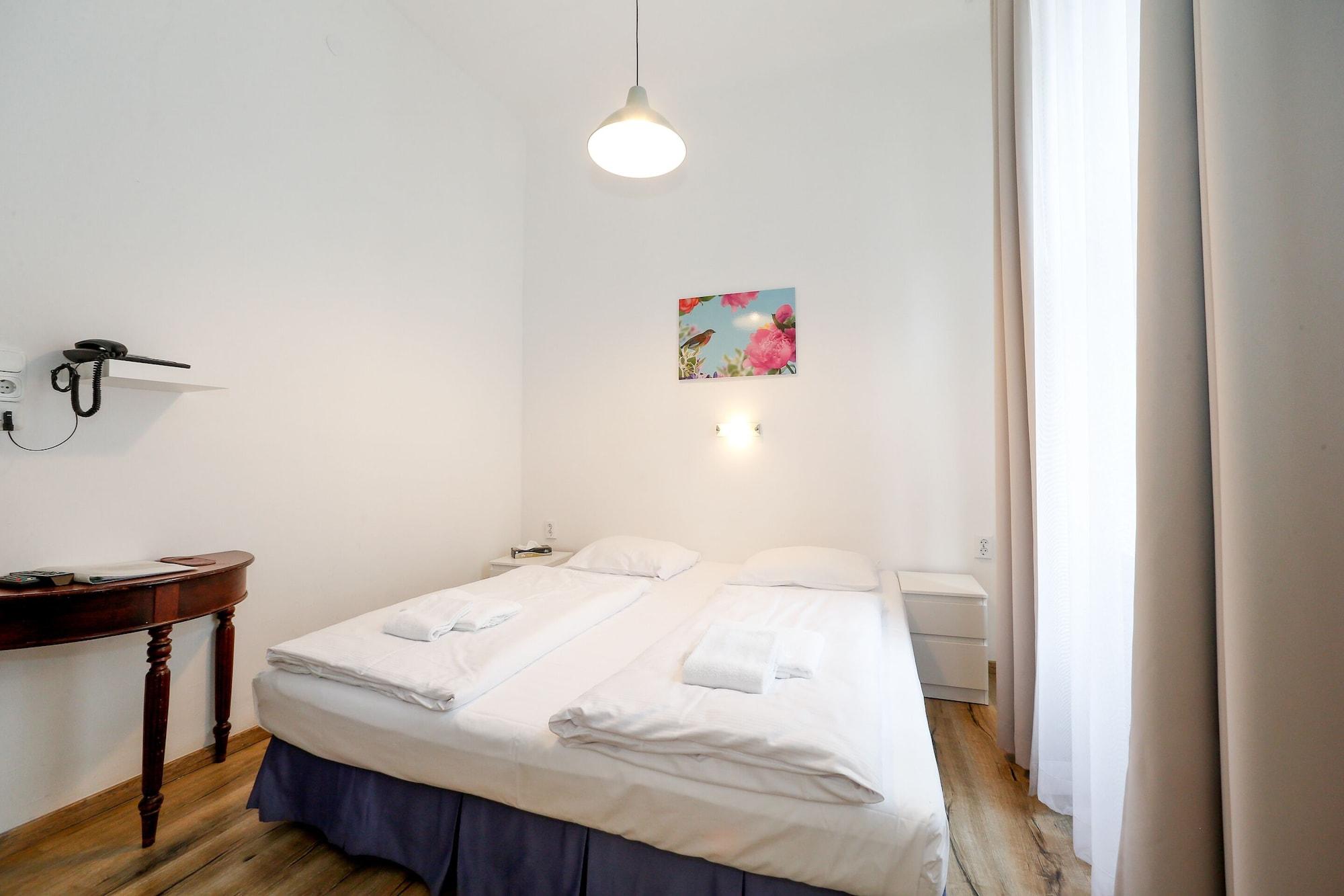 Timeout City Hotel, 5 Min To City Center, Self Check In Wenen Buitenkant foto