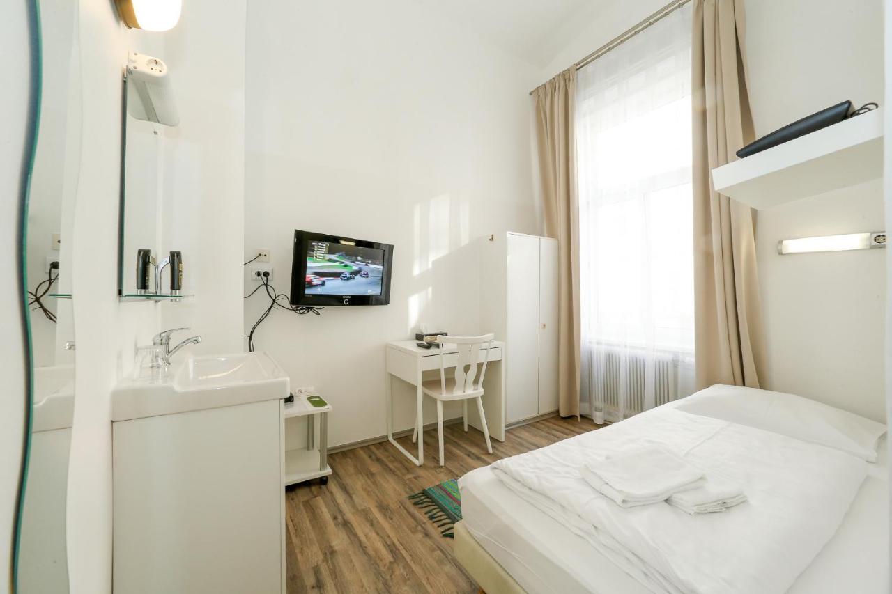 Timeout City Hotel, 5 Min To City Center, Self Check In Wenen Buitenkant foto